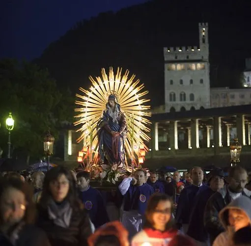 Casa Venturi Feriehus *